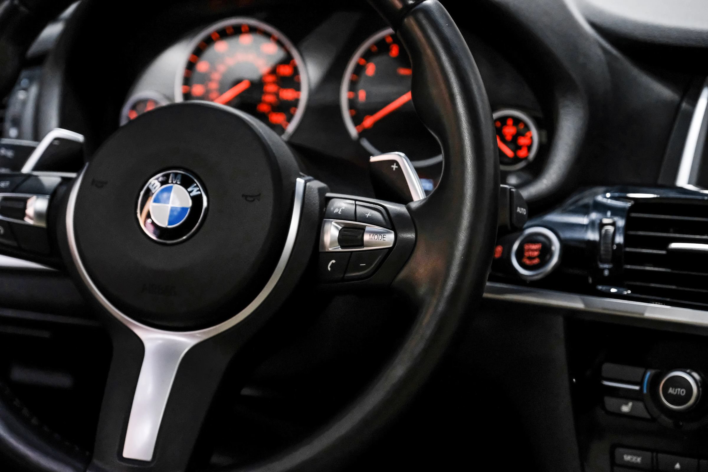 Used 2017 BMW X4 M40i AWD/4WD image 24