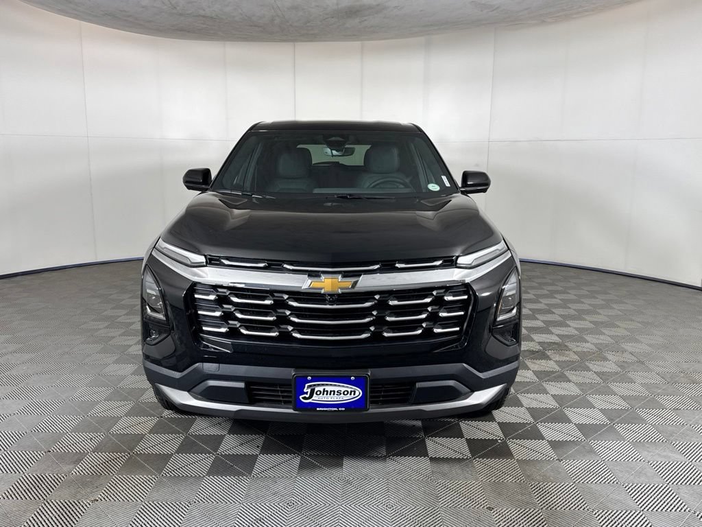 New 2026 Chevrolet Equinox LT w/ Convenience Package II AWD/4WD image 2