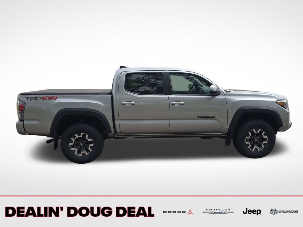 Used 2023 Toyota Tacoma TRD Off-Road w/ Technology Package AWD/4WD image 7
