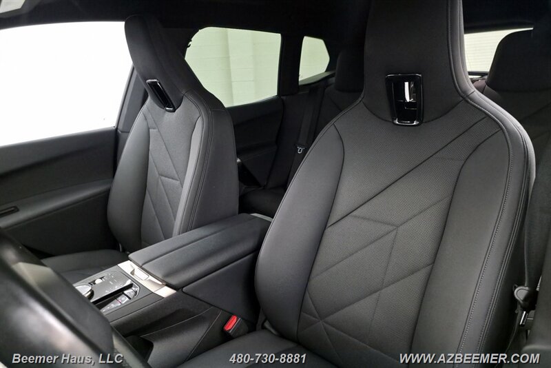 Used 2024 BMW iX xDrive50 w/ Sport Package AWD/4WD image 24