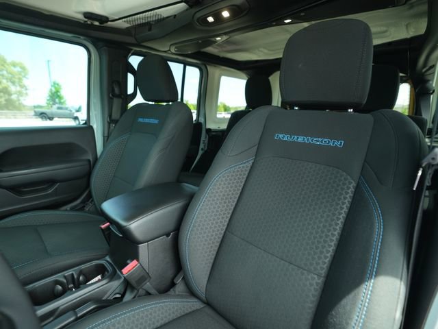 Used 2024 Jeep Wrangler Unlimited Rubicon 4xe w/ Convenience Group AWD/4WD image 38