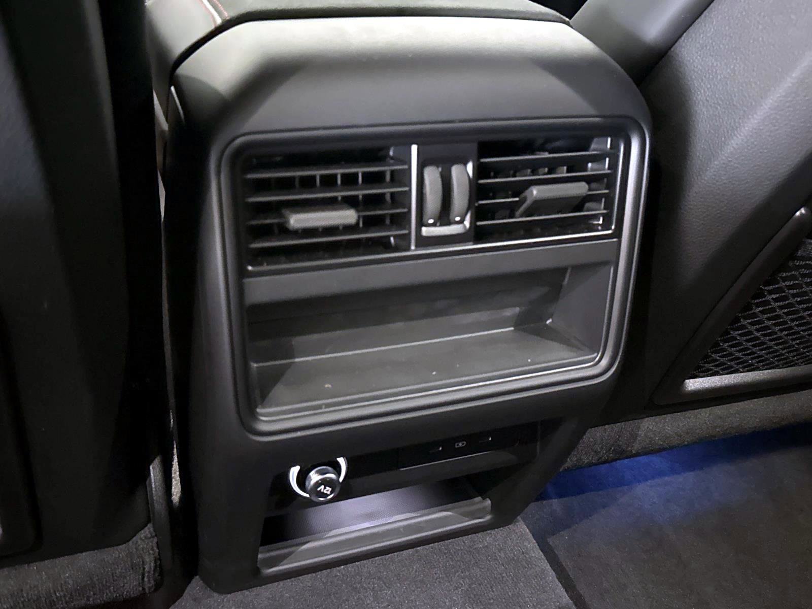 Certified 2025 Porsche Cayenne GTS image 17