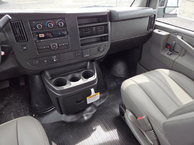 New 2026 GMC Savana 3500 w/ Driver Convenience Package RWD image 23