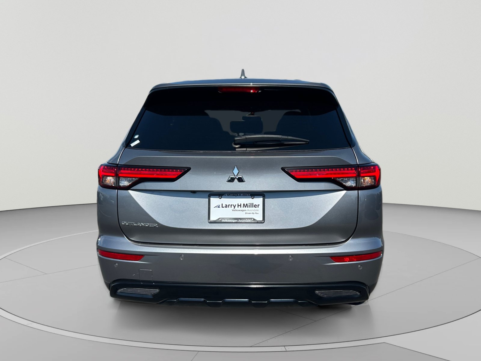 Used 2022 Mitsubishi Outlander SE FWD image 4