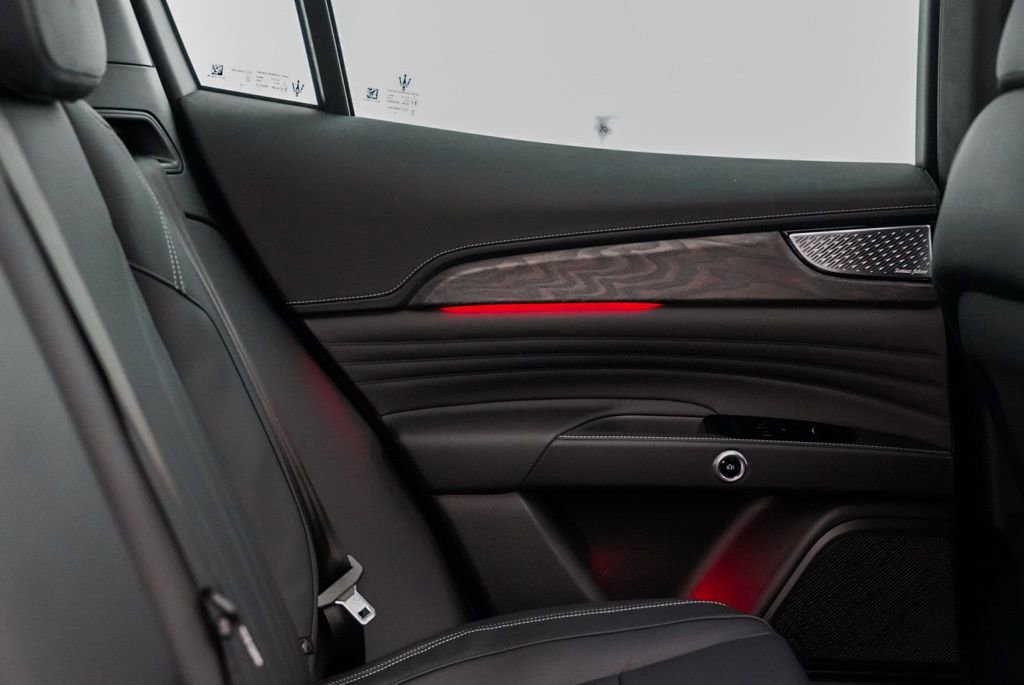 New 2025 Maserati Grecale Modena image 33