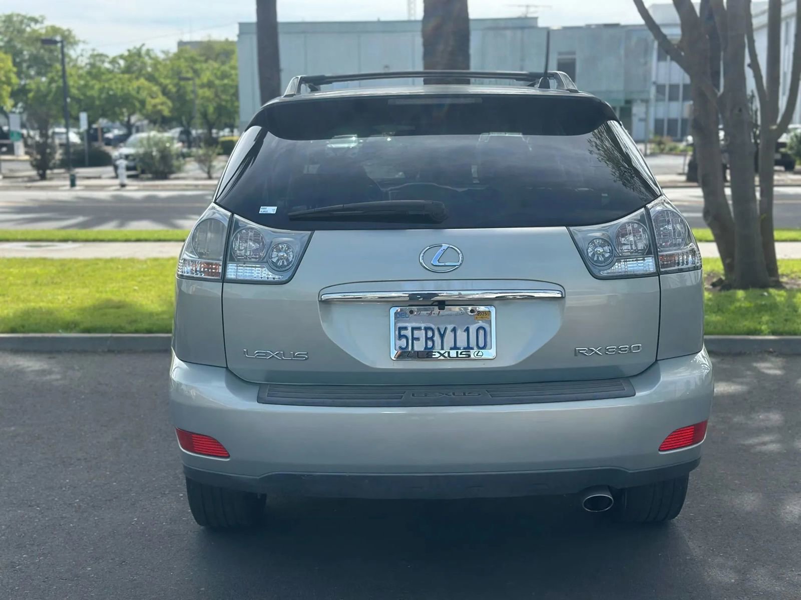 Used 2004 Lexus RX 330 image 7