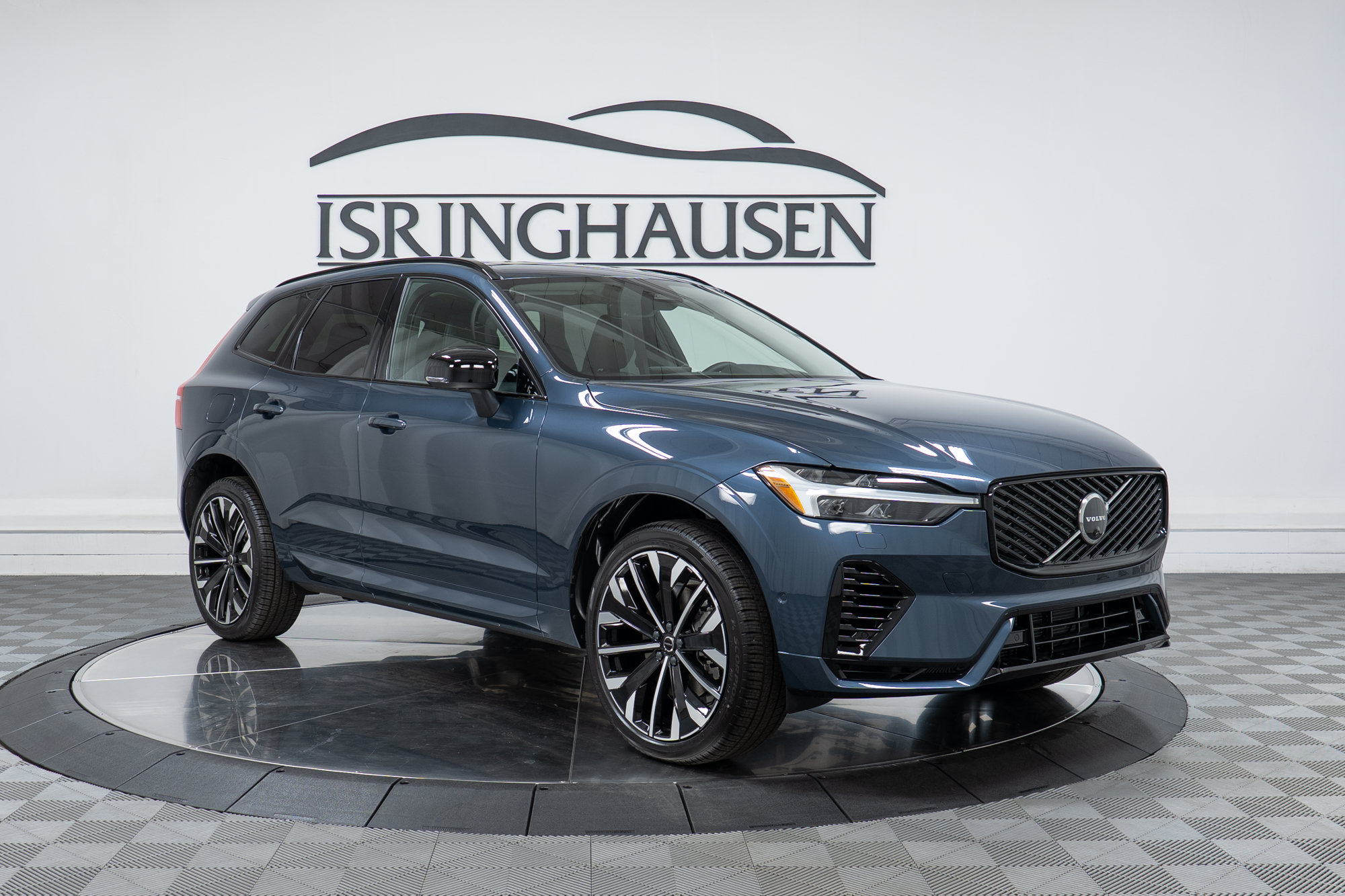 New 2027 Volvo XC60 T8 Ultra AWD/4WD image 3