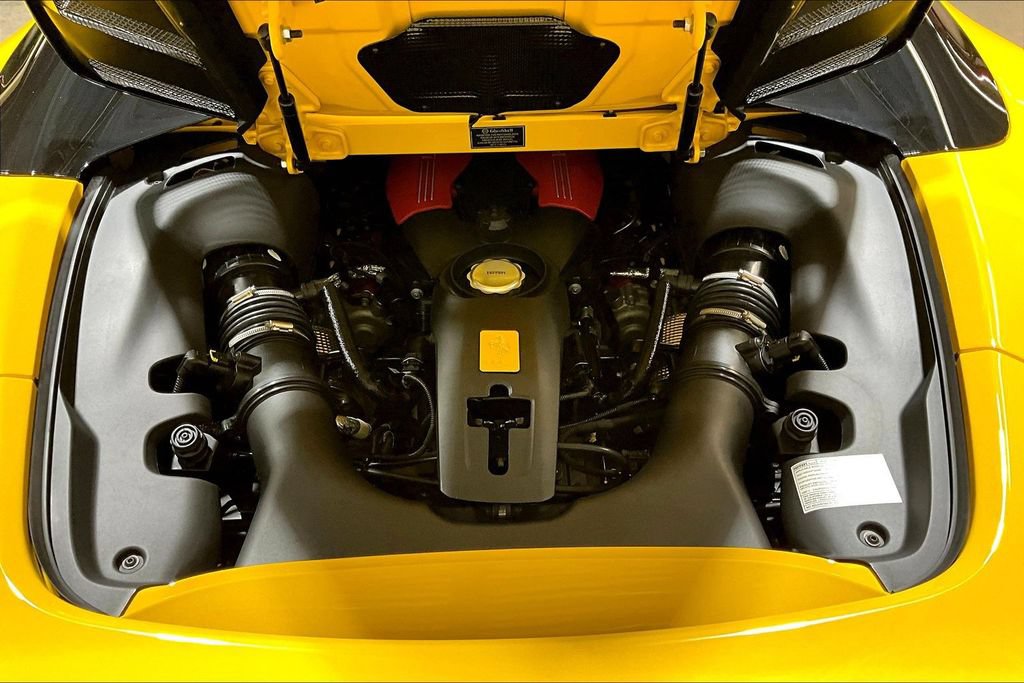 Used 2018 Ferrari 488 Spider RWD image 24