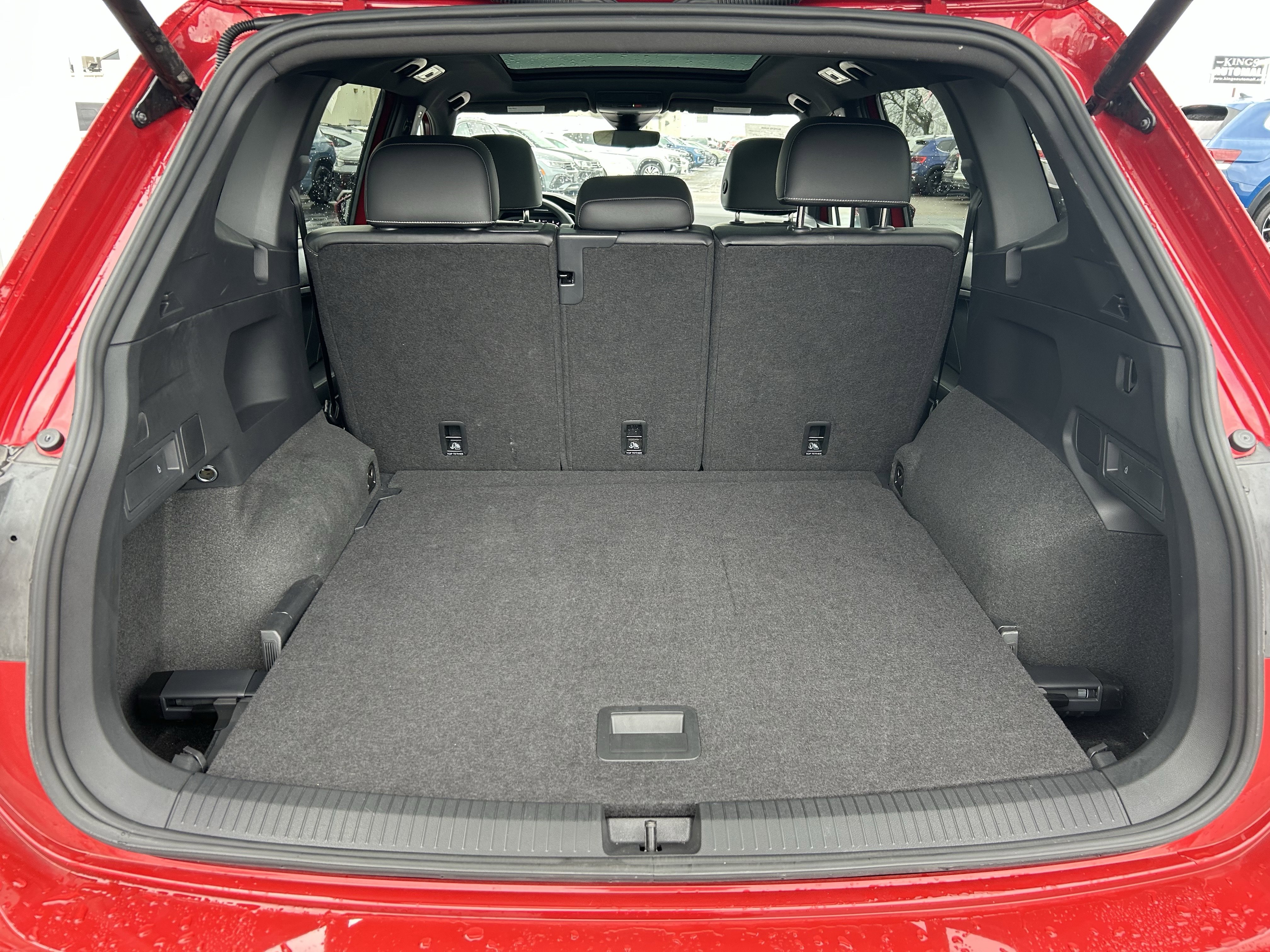 Certified 2024 Volkswagen Tiguan SEL R-Line image 27