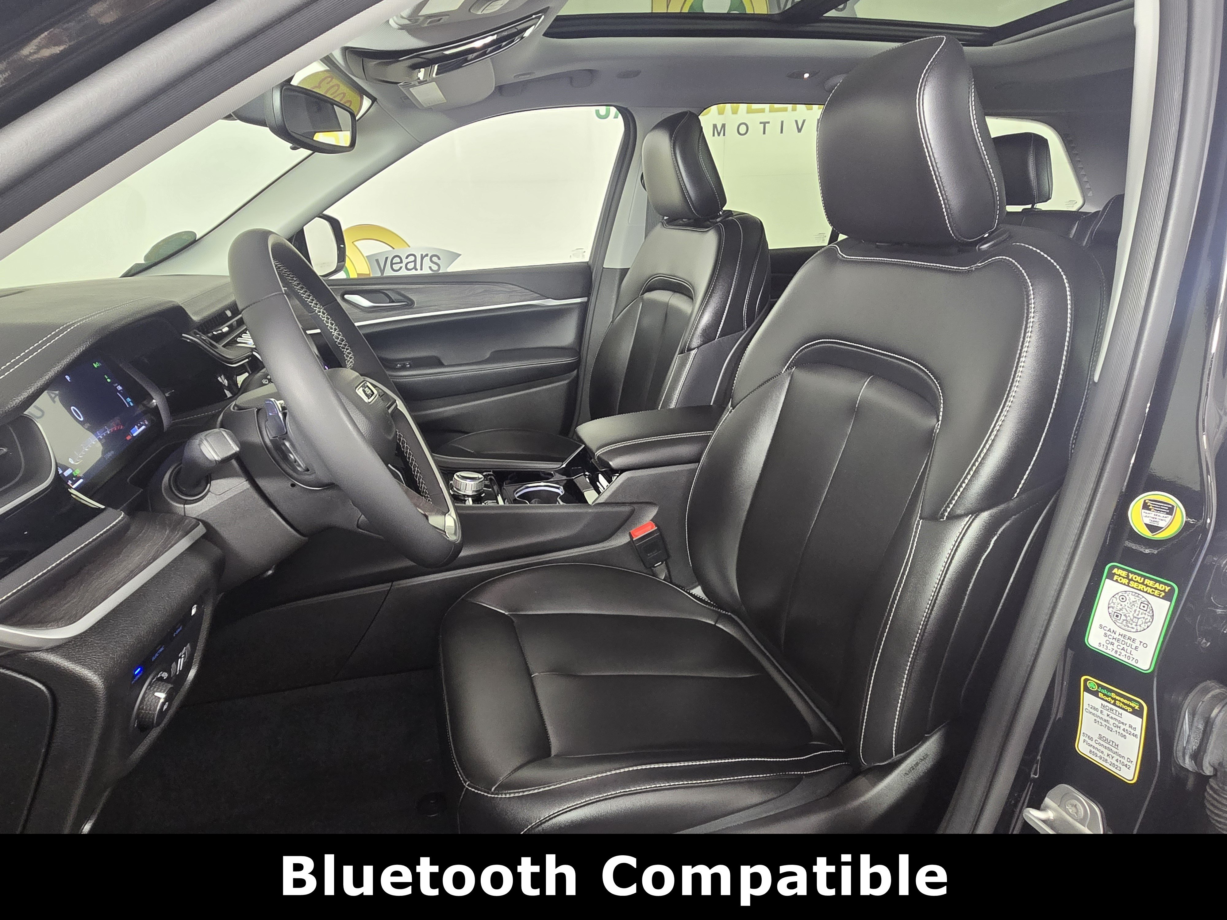 Used 2023 Jeep Grand Cherokee 4WD 4xe image 10