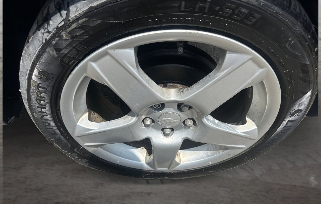 Used 2013 Chevrolet Sonic LTZ FWD image 19