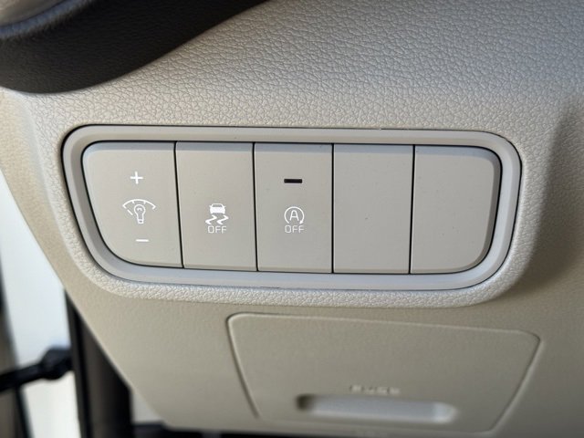 Certified 2025 Kia Soul LX image 26