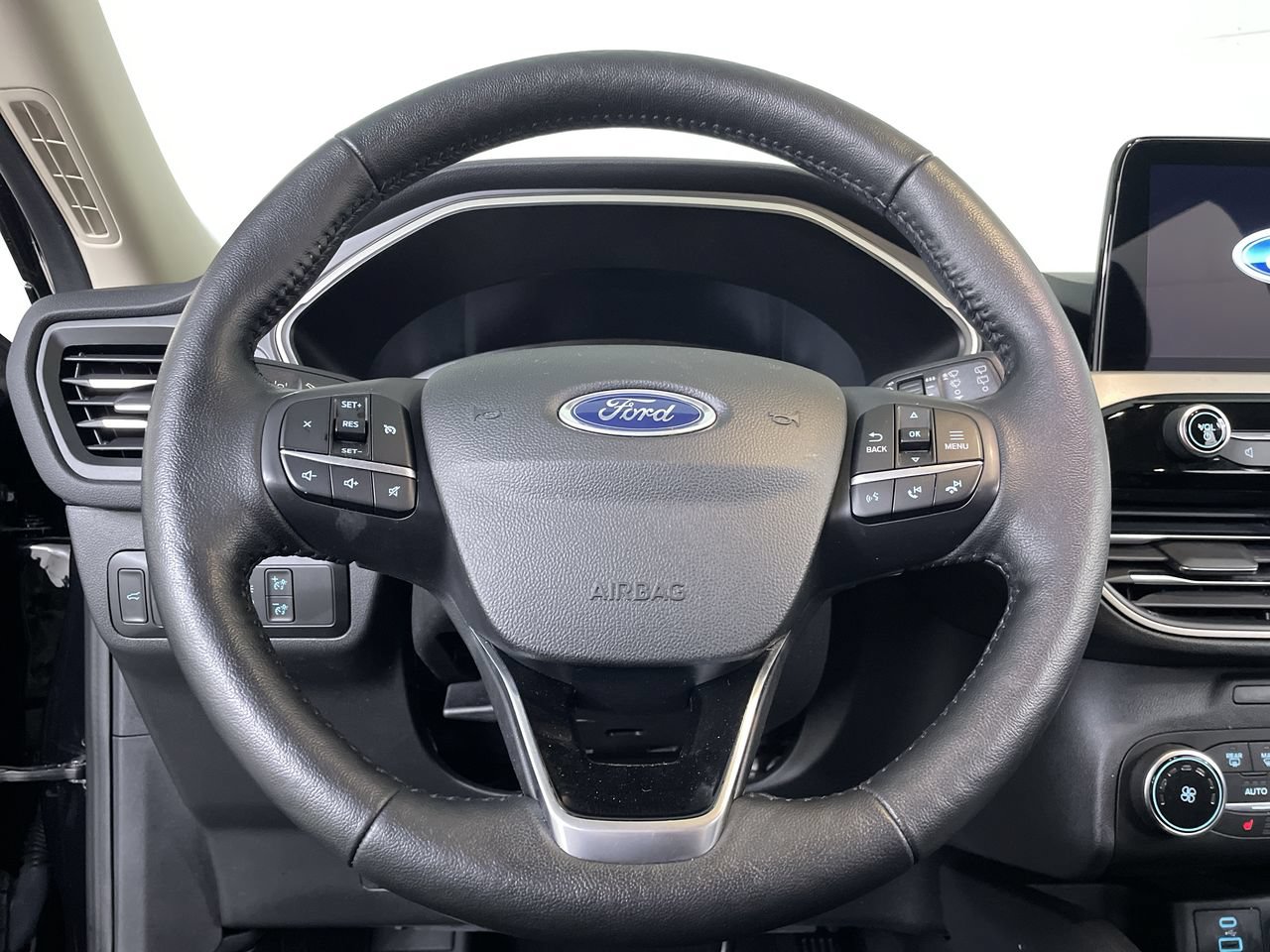 Used 2020 Ford Escape SEL AWD/4WD image 13
