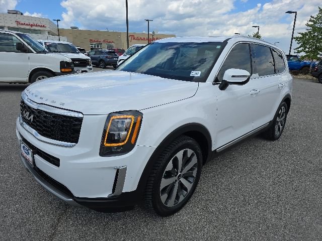 Used 2022 Kia Telluride EX w/ EX Premium Package FWD image 1