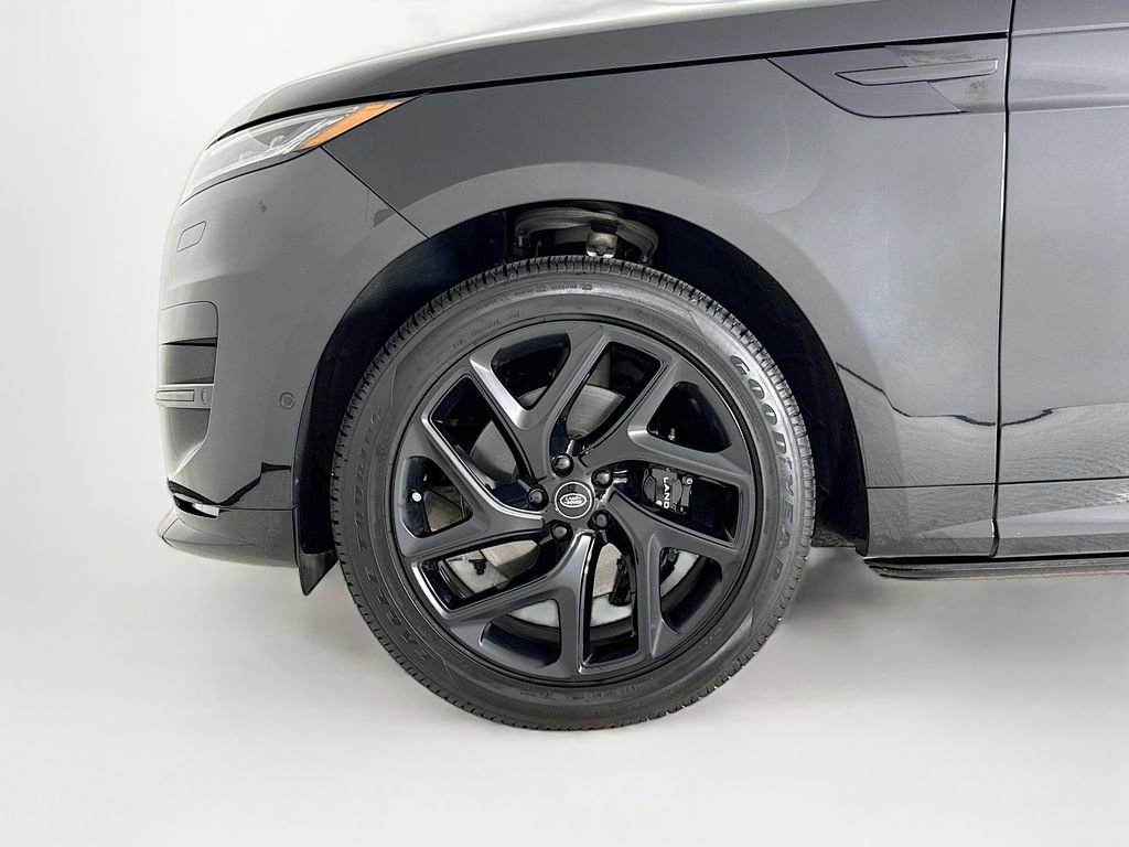 Used 2023 Land Rover Range Rover Sport SE Dynamic image 27