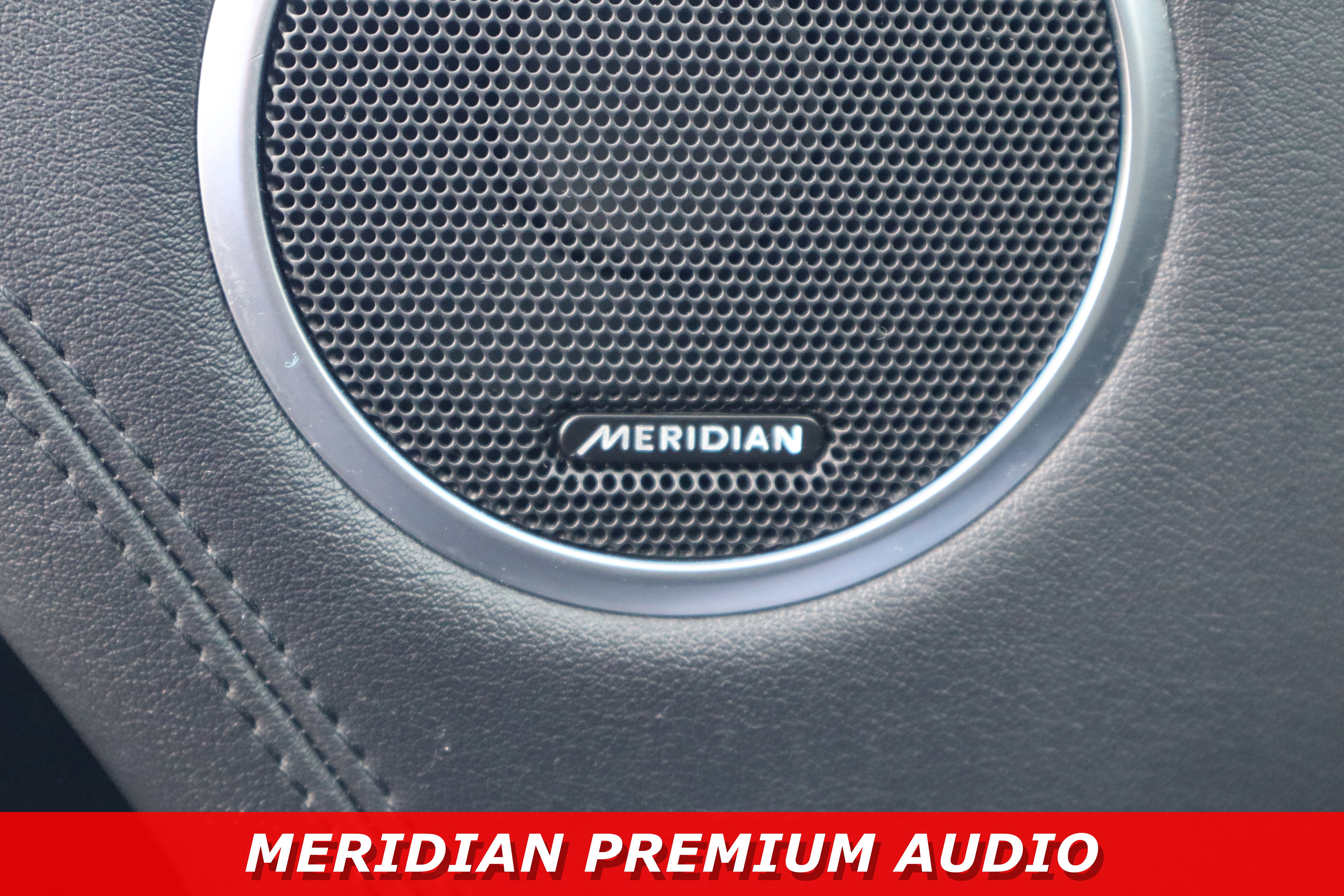 Used 2020 Land Rover Range Rover HSE image 27