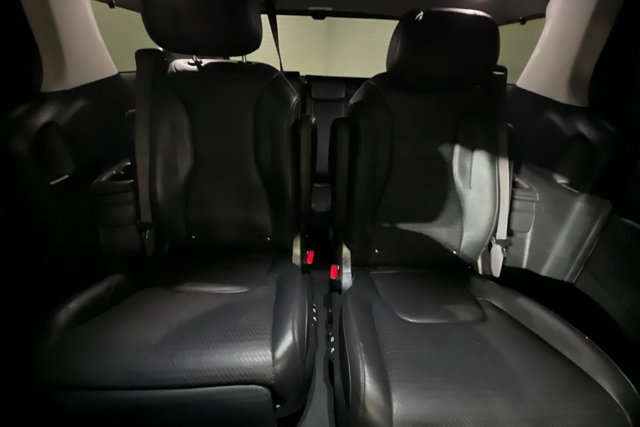 Used 2025 Kia Carnival SX Prestige FWD image 25