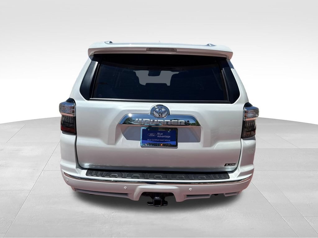 Used 2024 Toyota 4Runner Limited AWD/4WD image 7