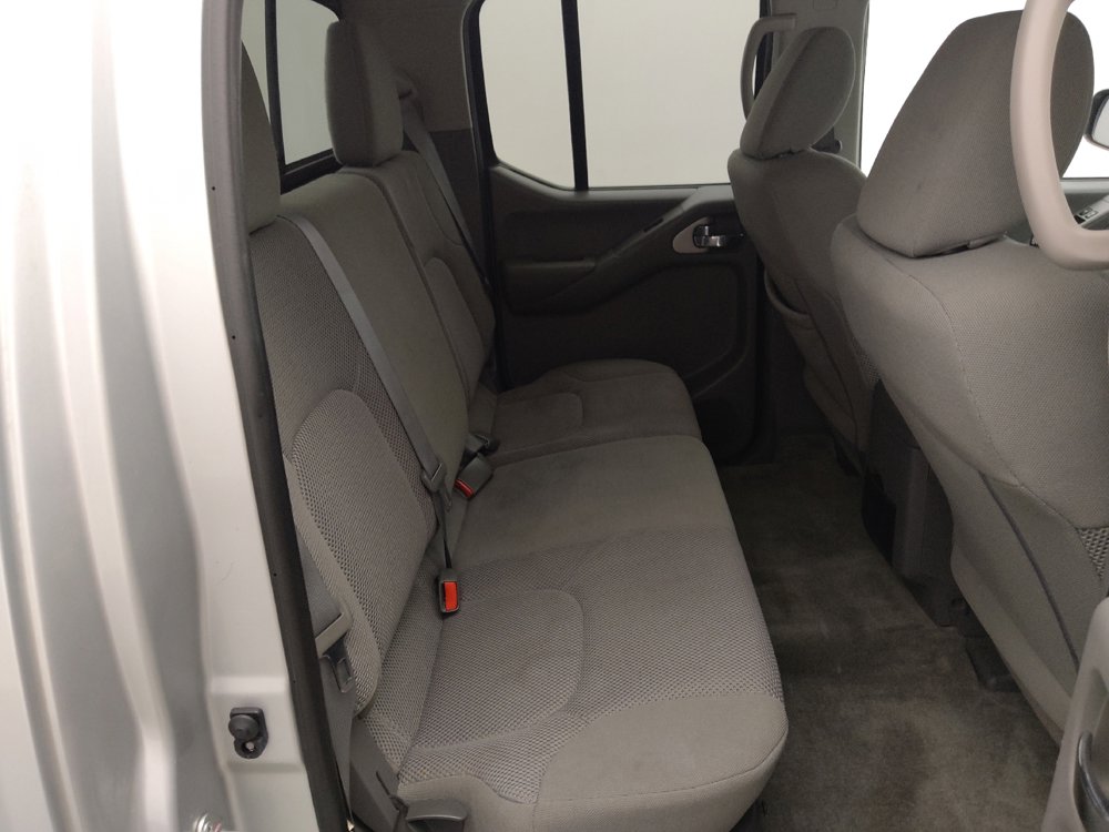 Used 2018 Nissan Frontier SV RWD image 19