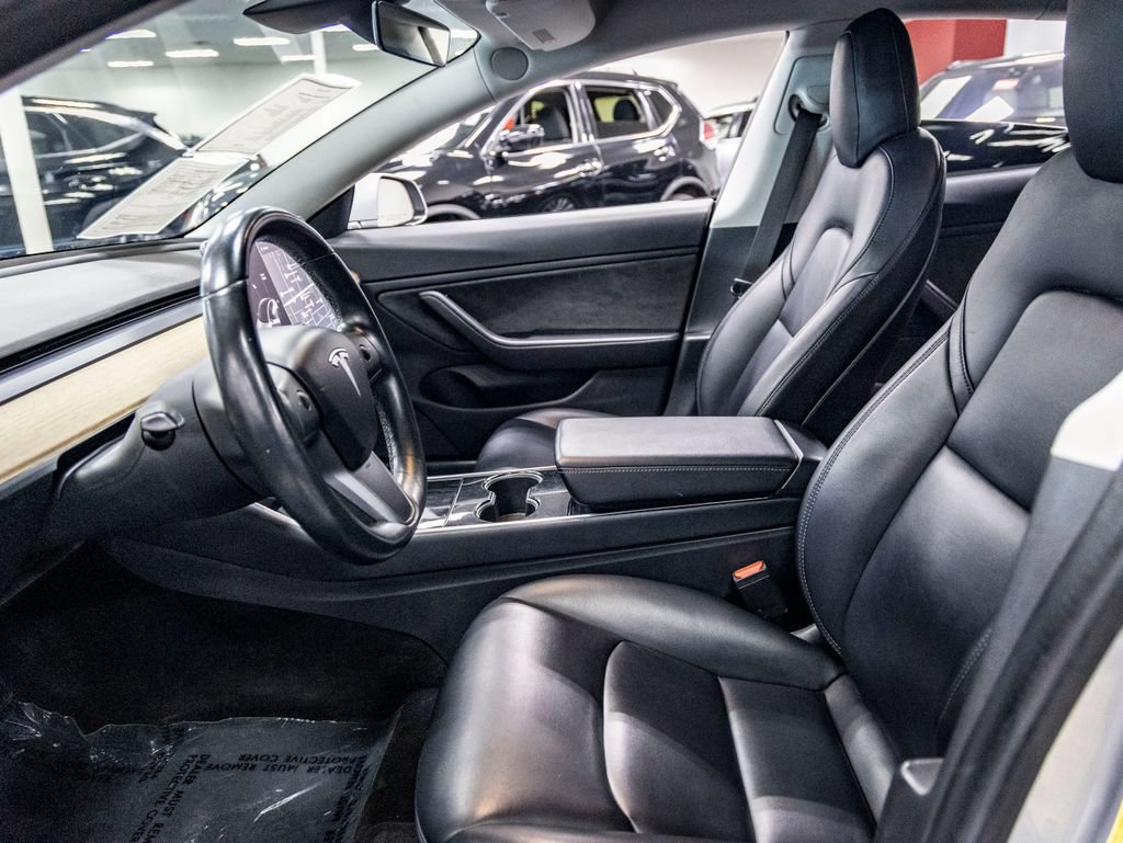 Used 2018 Tesla Model 3 Mid Range RWD image 13