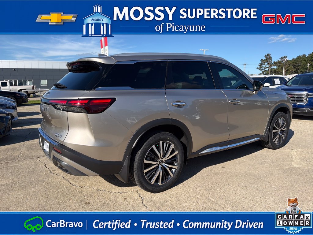 Used 2023 INFINITI QX60 Sensory w/ Cargo Package FWD image 6