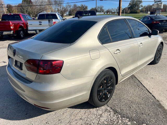 Used 2014 Volkswagen Jetta SE image 4