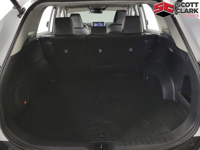 Used 2020 Toyota RAV4 XLE Premium FWD image 27