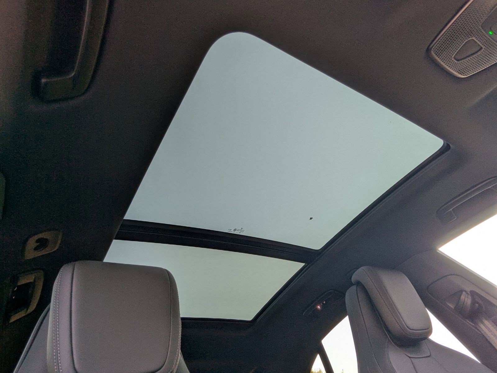 New 2025 Porsche Macan 4 Electric image 27