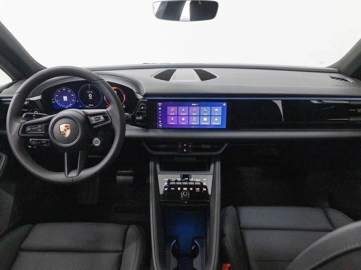 New 2025 Porsche Macan Electric image 83