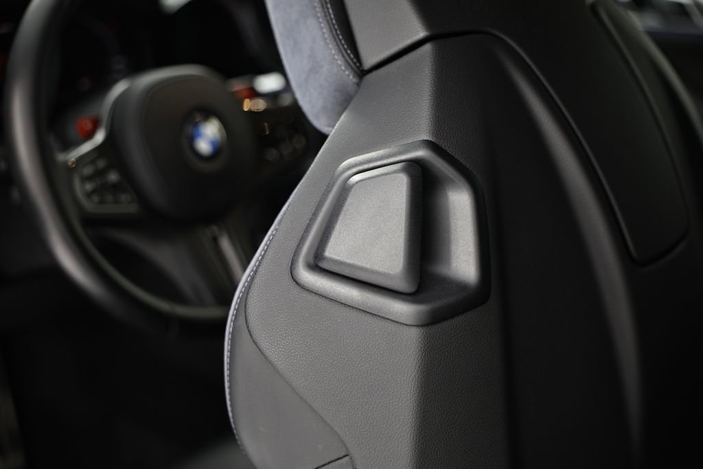 Used 2023 BMW M4 Coupe w/ Executive Package RWD image 24