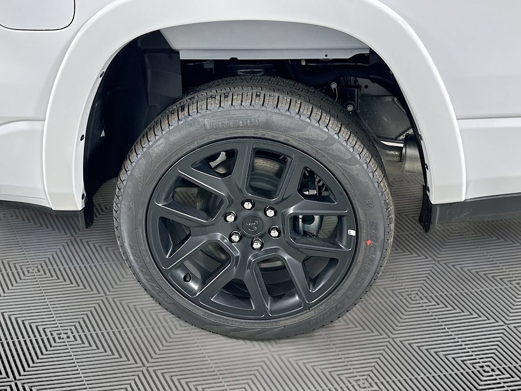 New 2026 RAM 1500 Laramie w/ Night Edition AWD/4WD image 15