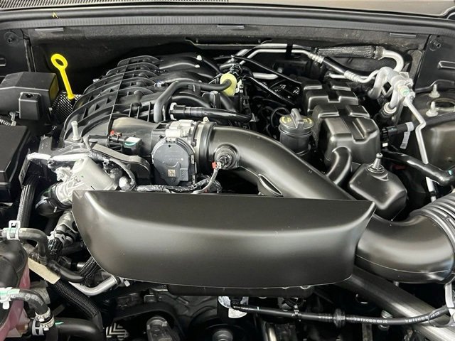 Used 2024 Dodge Durango GT image 35