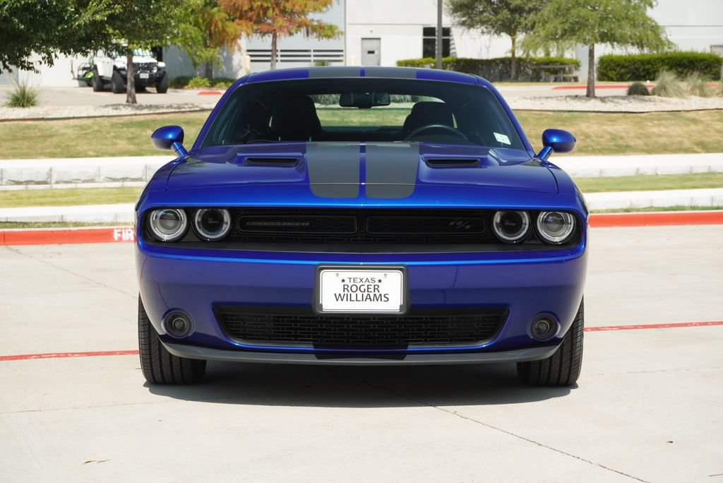 Used 2018 Dodge Challenger R/T w/ Driver Convenience Group RWD image 8