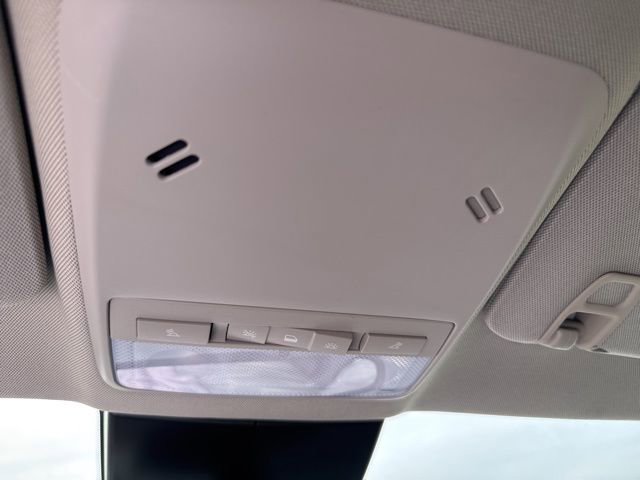 Used 2022 Buick Encore Preferred w/ Safety Package AWD/4WD image 59