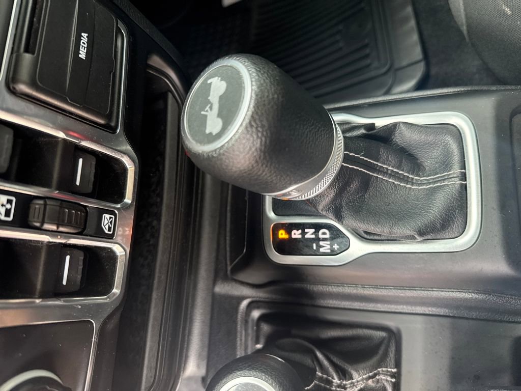 Used 2021 Jeep Wrangler Unlimited Sahara w/ Uconnect 4C Nav & Sound Group image 25