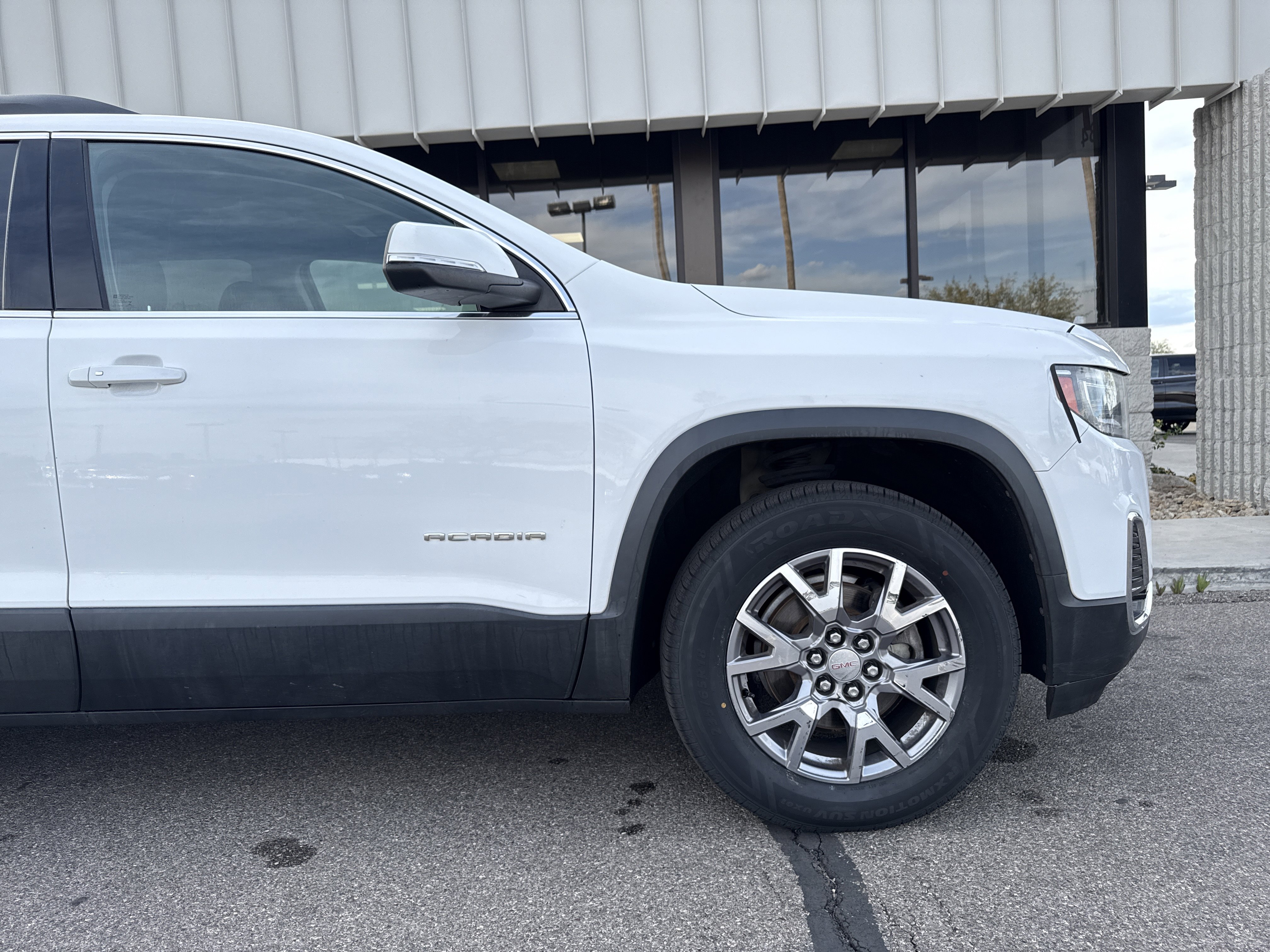 Used 2020 GMC Acadia SLT image 59