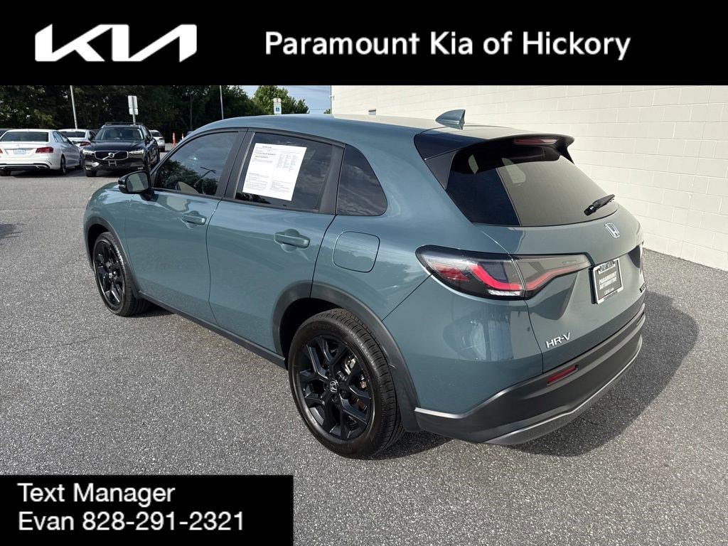 Used 2023 Honda HR-V Sport image 5