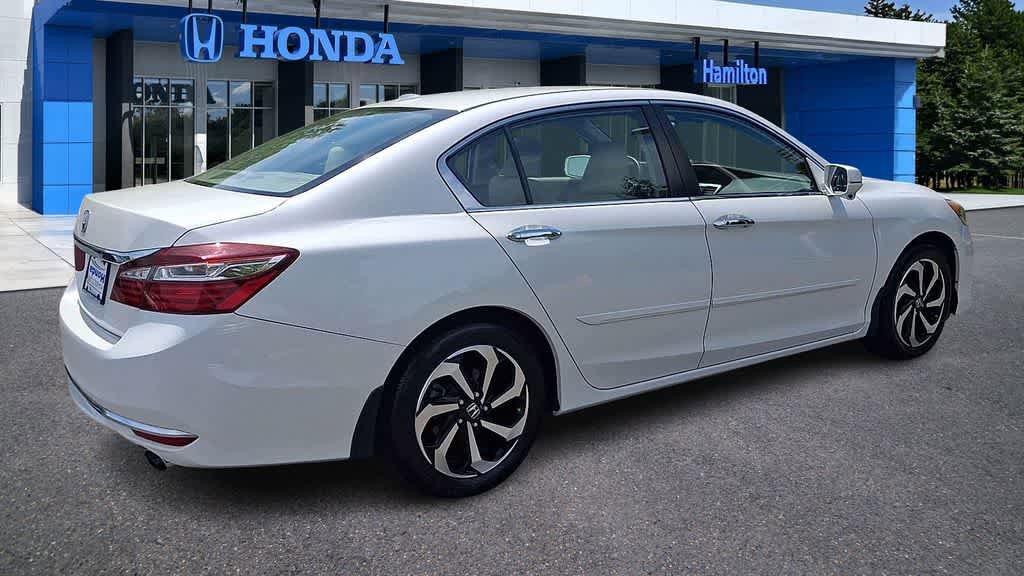 Used 2017 Honda Accord EX-L image 8