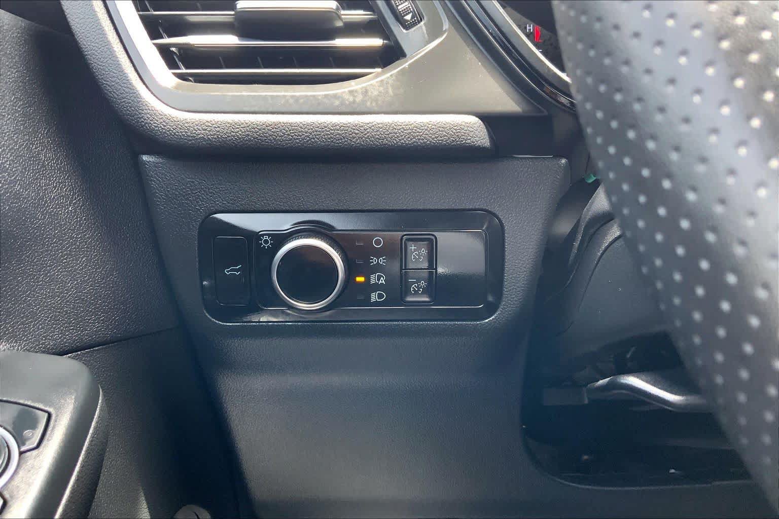 Used 2023 Ford Escape ST-Line w/ Tech Pack #1 FWD image 32