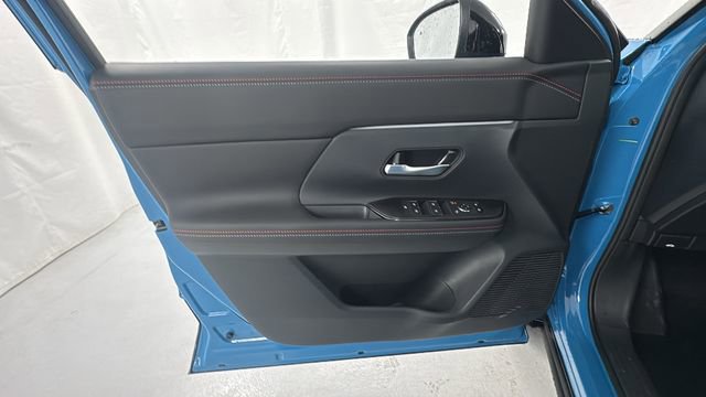 New 2026 Nissan Kicks SR w/ Cold Weather Package image 18