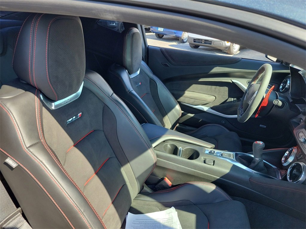 Used 2021 Chevrolet Camaro ZL1 image 15