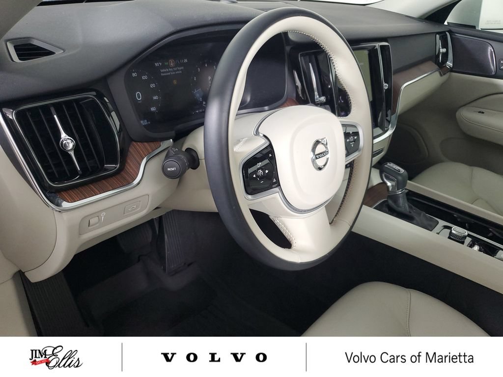 Used 2021 Volvo S60 T5 Momentum w/ Climate Package FWD image 24