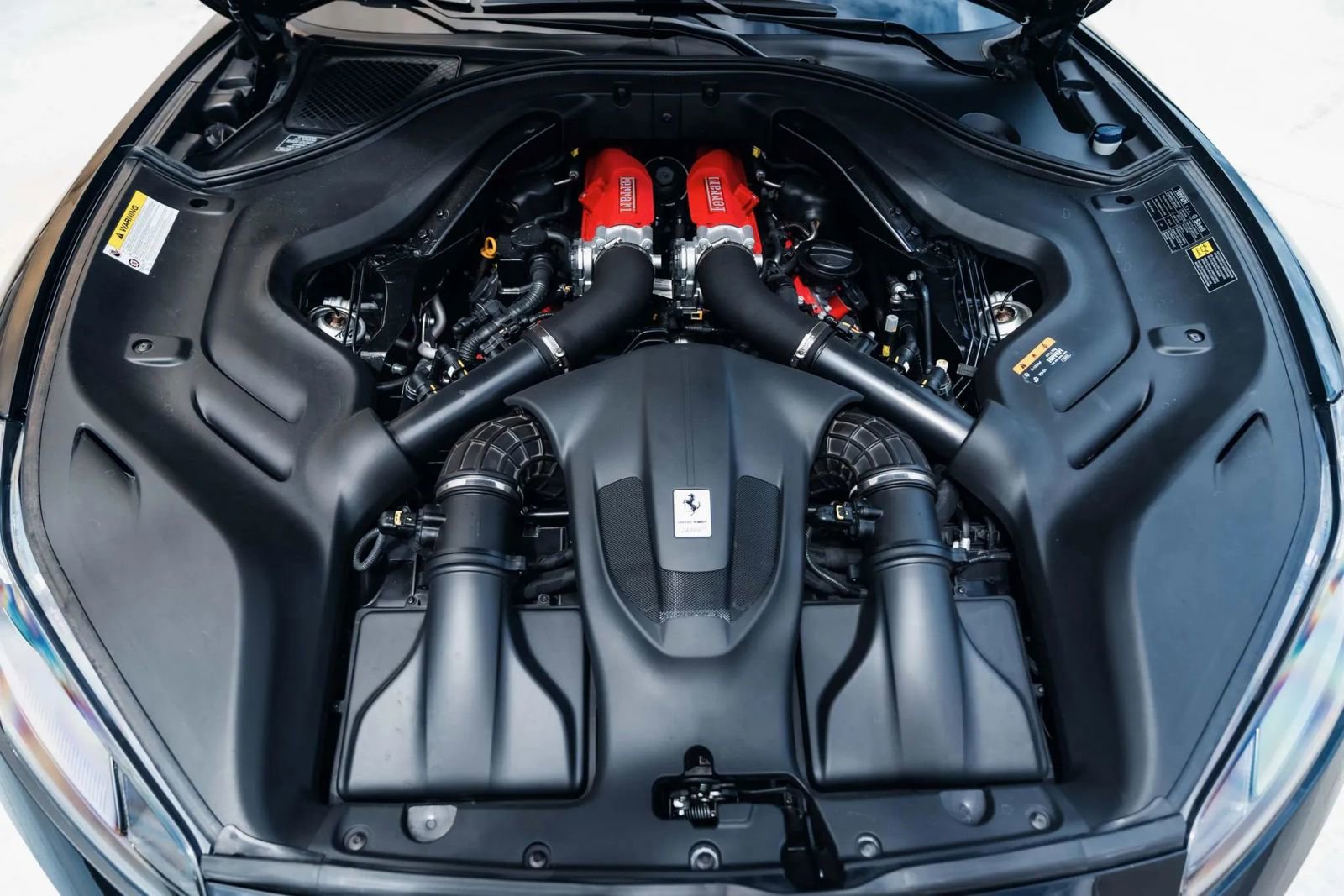 Used 2020 Ford Mustang Shelby GT500 w/ Technology Package image 41