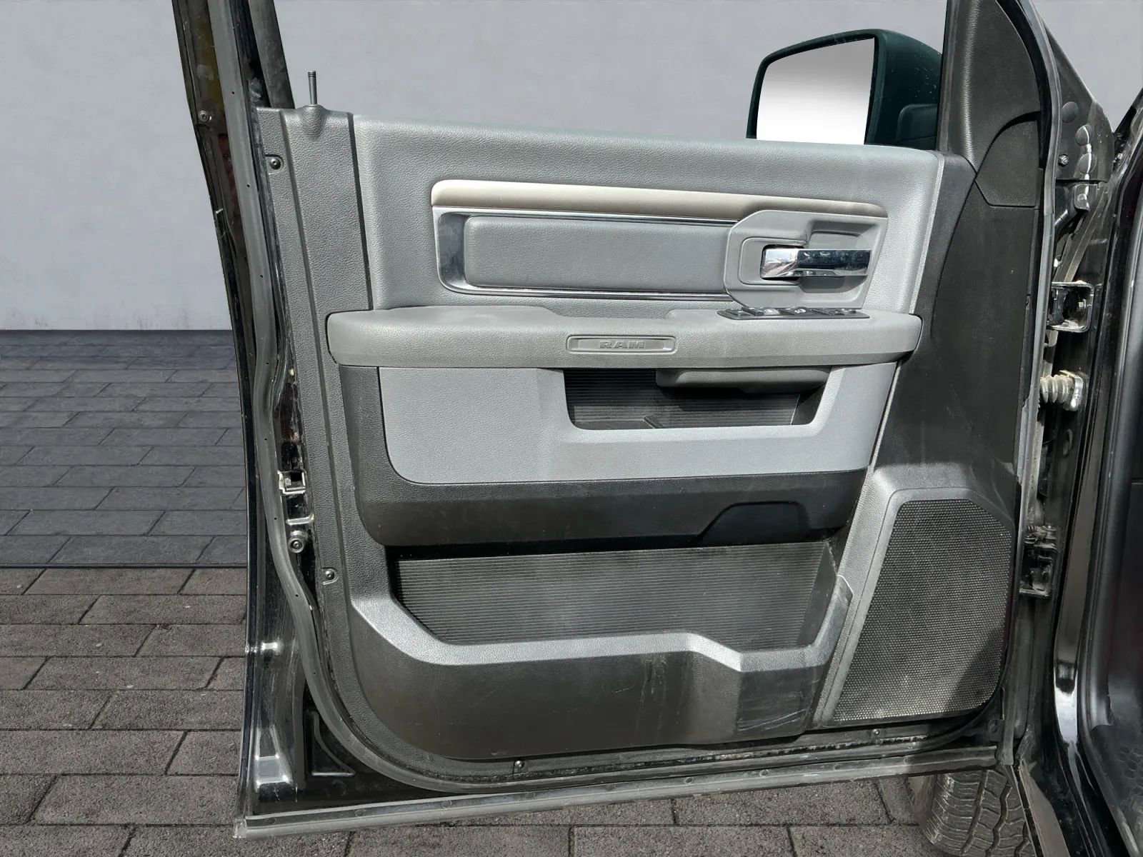 Used 2020 RAM 1500 Classic Warlock image 9