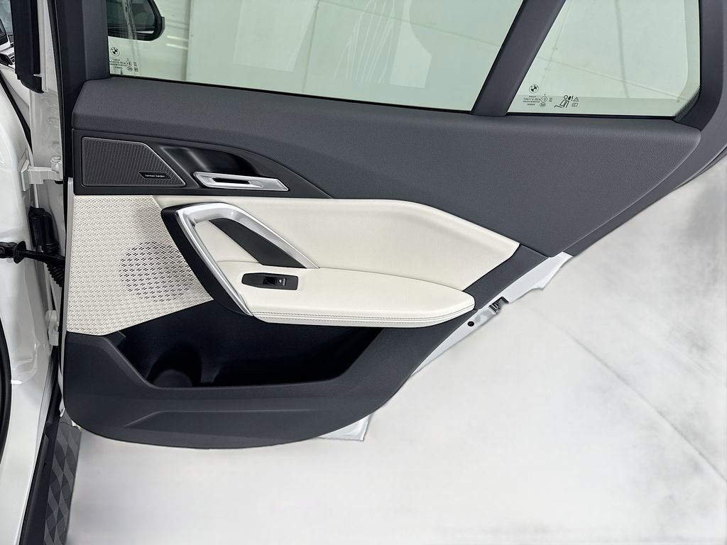 New 2026 BMW X2 xDrive28i w/ Convenience Package image 26