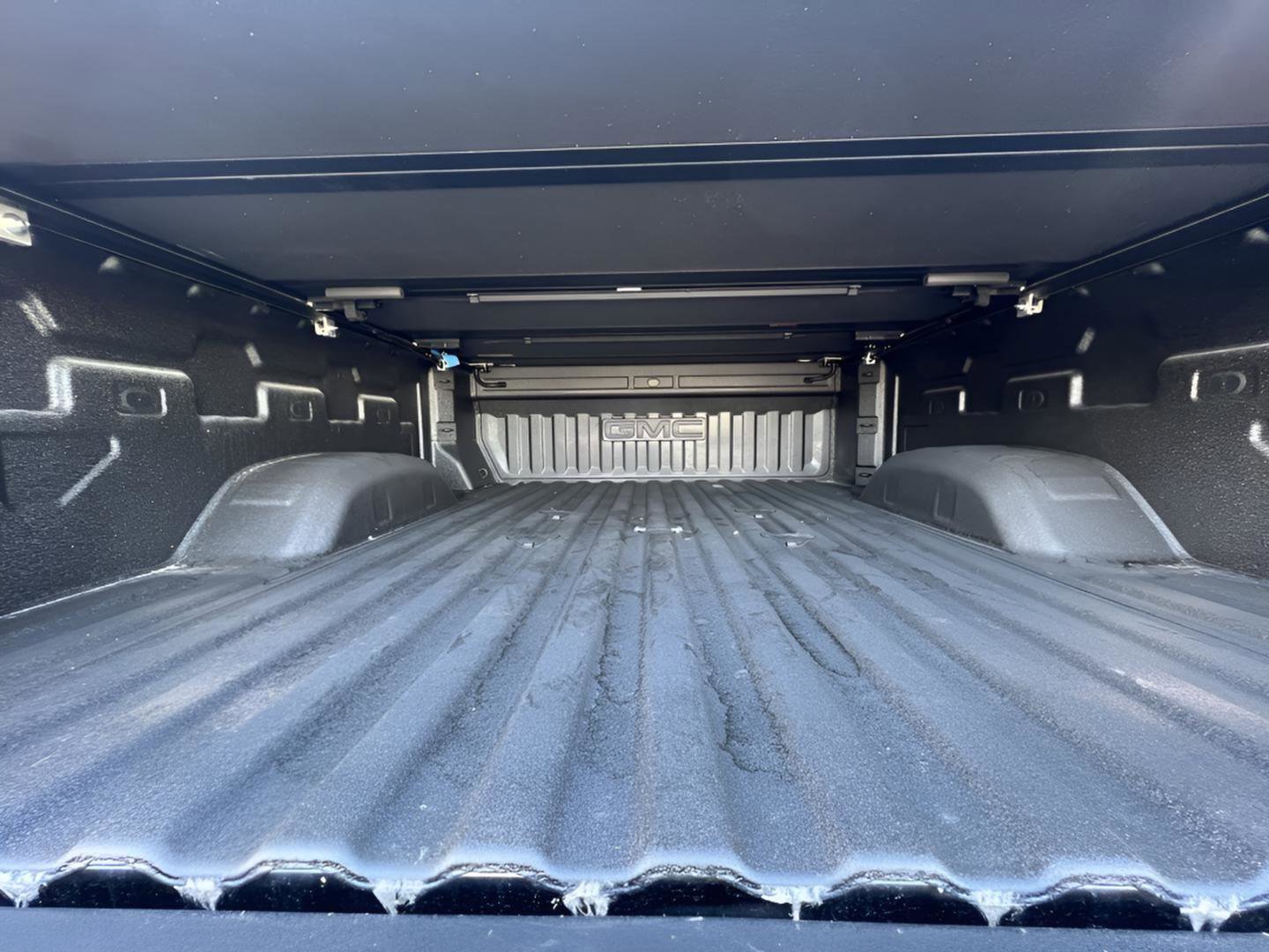 New 2025 GMC Sierra 2500 SLT w/ SLT Premium Package image 7