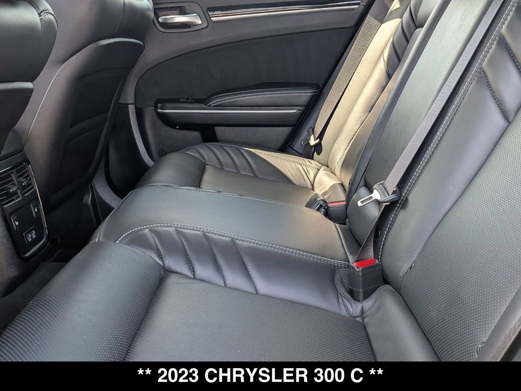 Used 2023 Chrysler 300 C RWD image 3