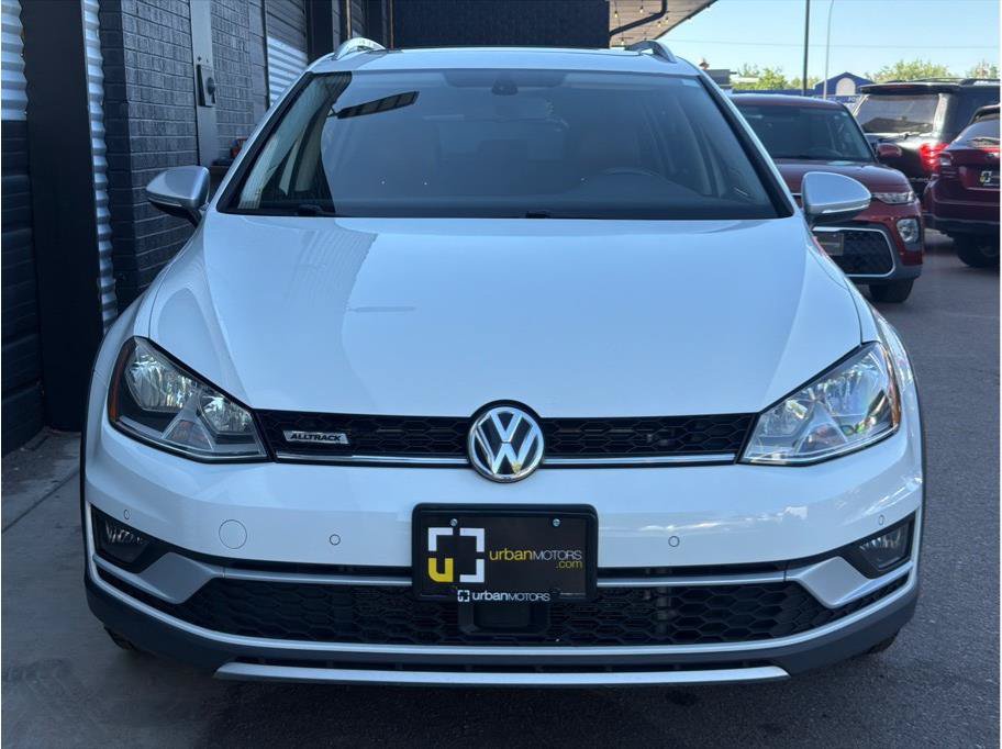 Used 2017 Volkswagen Golf Alltrack SE AWD/4WD image 12