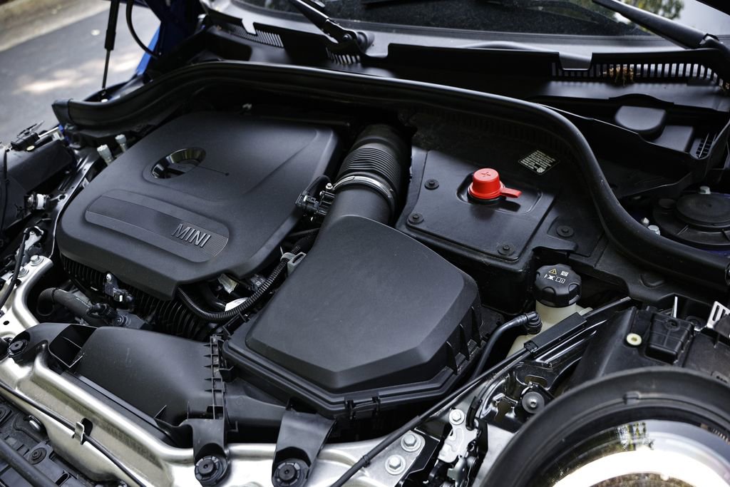 Used 2025 MINI Cooper S FWD image 26