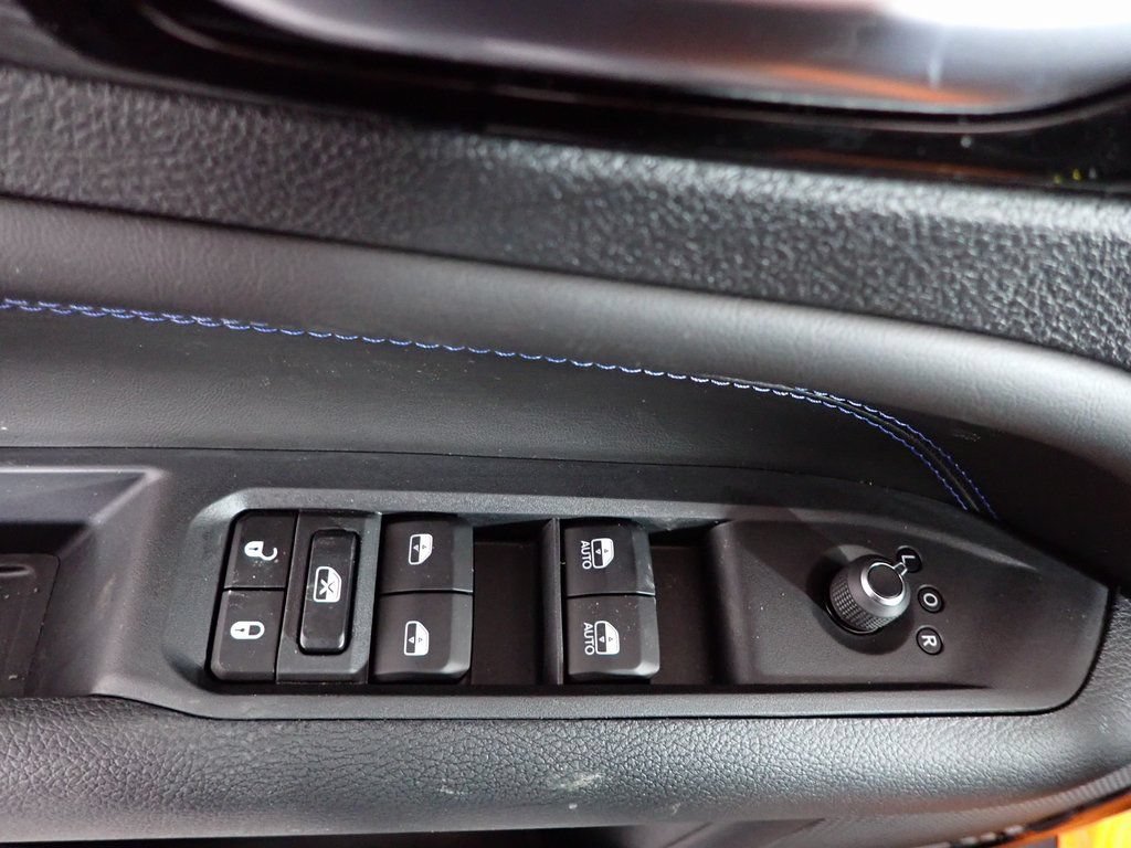 New 2026 Jeep Compass Latitude AWD/4WD image 18